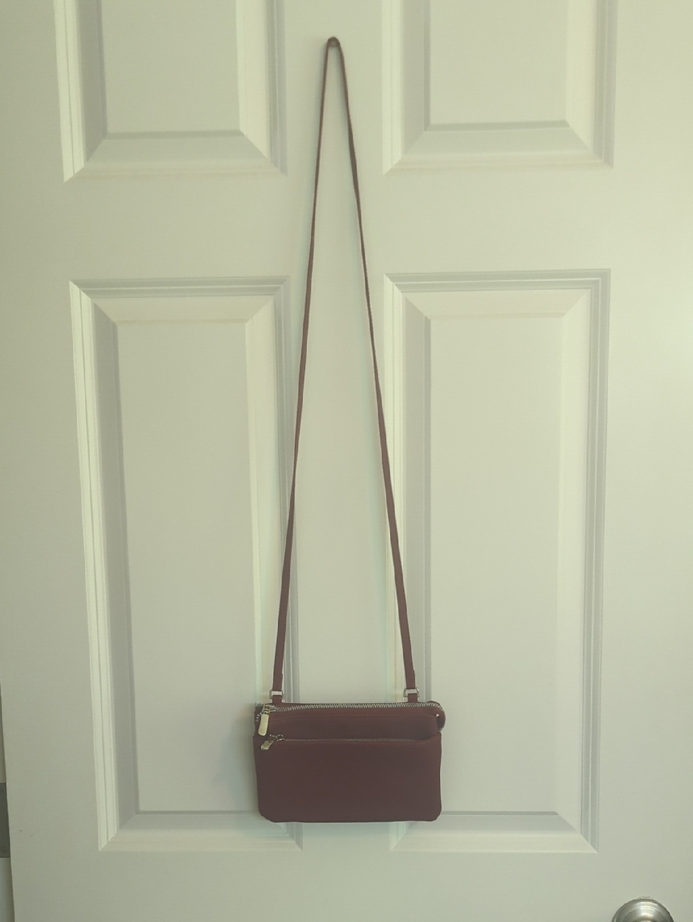 SafeKeeper Women' Maroon Crossbody Shoulder Bag